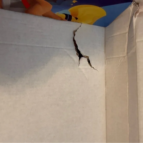 Nintendo Ring Fit Adventure Ring-Con with Red and Blue Joy-Con Artwork - Picture 16 of 16